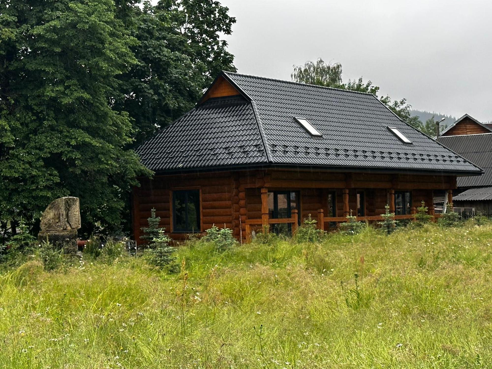 Villa Chalet Pidstromom Mykulytschyn Exterior foto