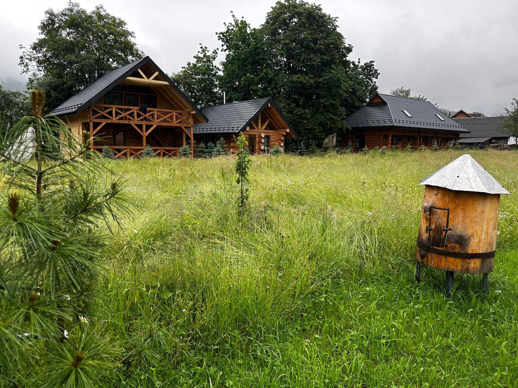 Villa Chalet Pidstromom Mykulytschyn Exterior foto